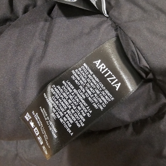 Aritzia The SuperSnug Puff™ Mid Jacket - Picture 10 of 11